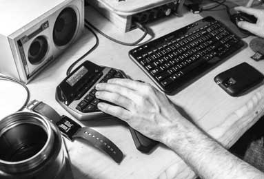 绝密名单曝光！三百名非法看球者被银行出卖，英超版权大战升级